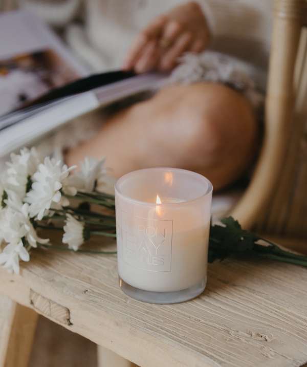 Sandalwood Vanilla - Large 50 Hour Pure Soy Candle