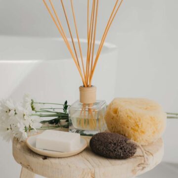 Harmony Pure Essential Oils (pure essential oils of sweet orange, ylang ylang and rose geranium) Reed Diffuser